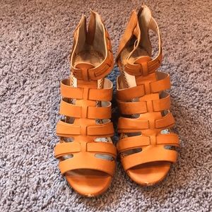 Tan wedges size 6.5